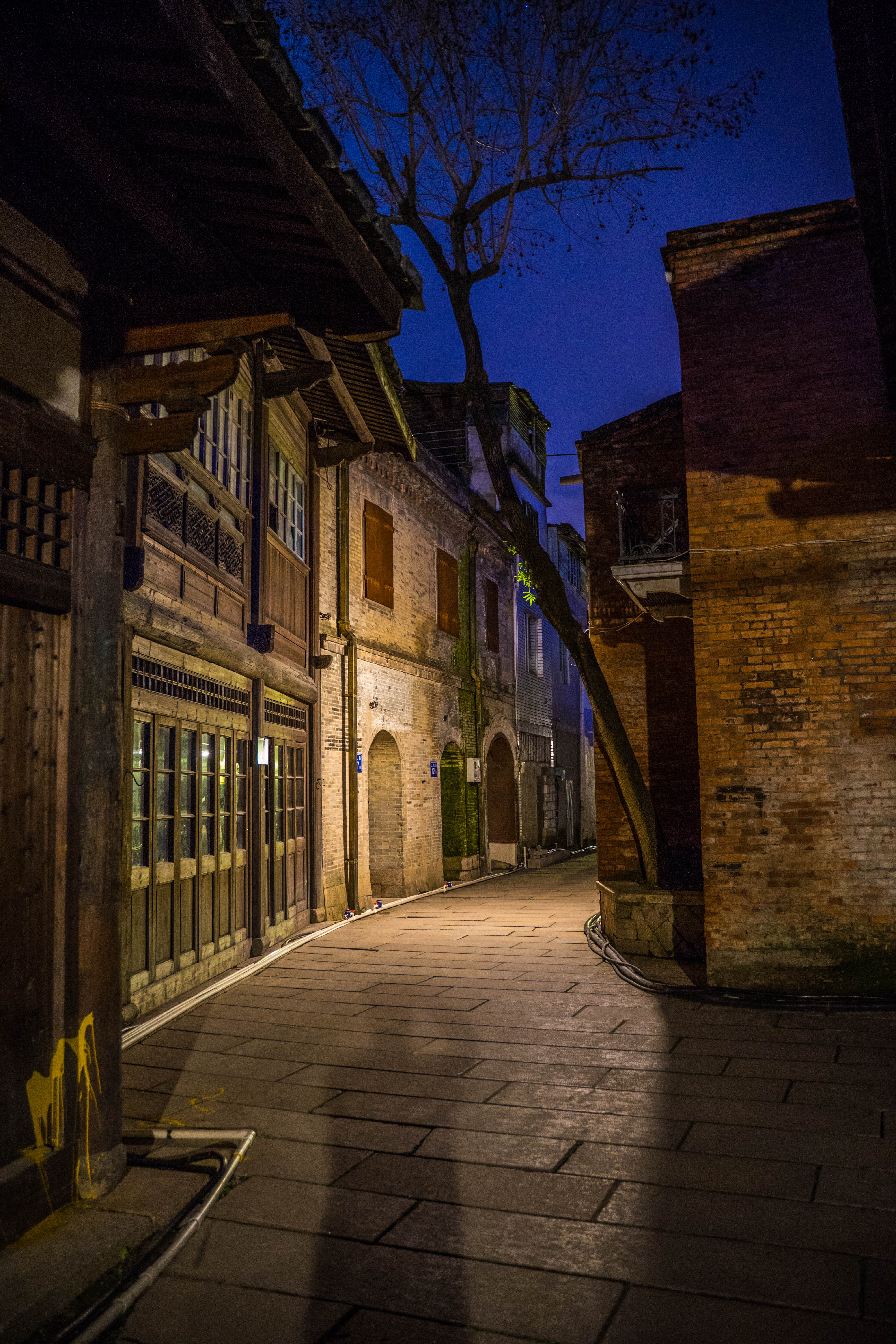 福州西湖夜景描述_游福州上下杭有感