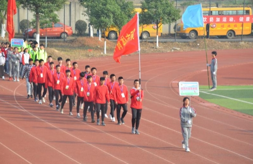 黄冈足球比赛一般在哪里(黄冈市第五届中学生校园足球联赛在黄梅县举行)