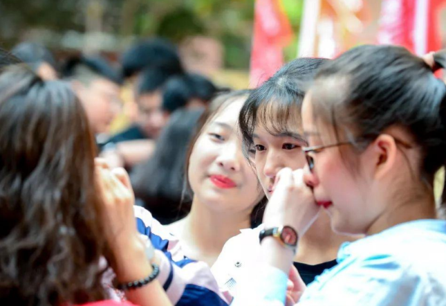 教育部发布通知，这7类考生将无缘高考，成绩再好也白搭