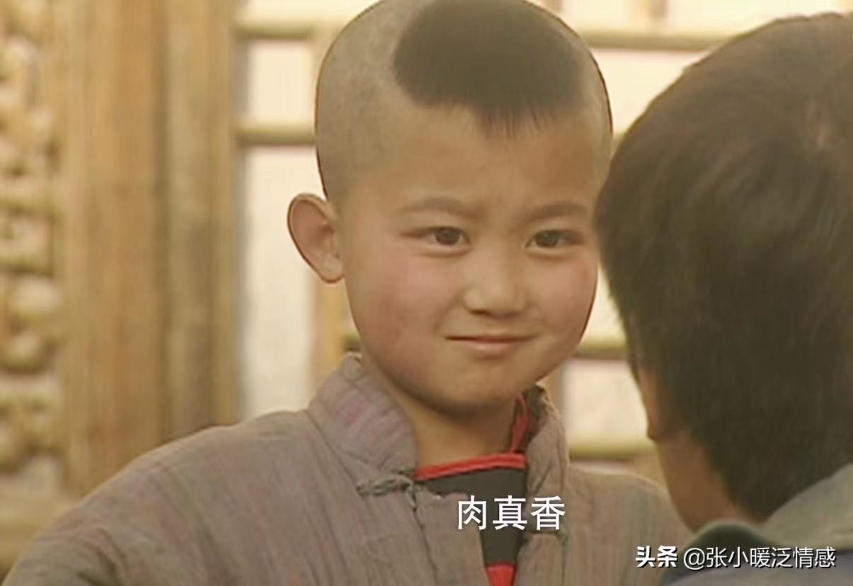 《血色罗曼史》原著《临死前想吃酸汤饺子》的愚蠢者才是最悲惨的人。