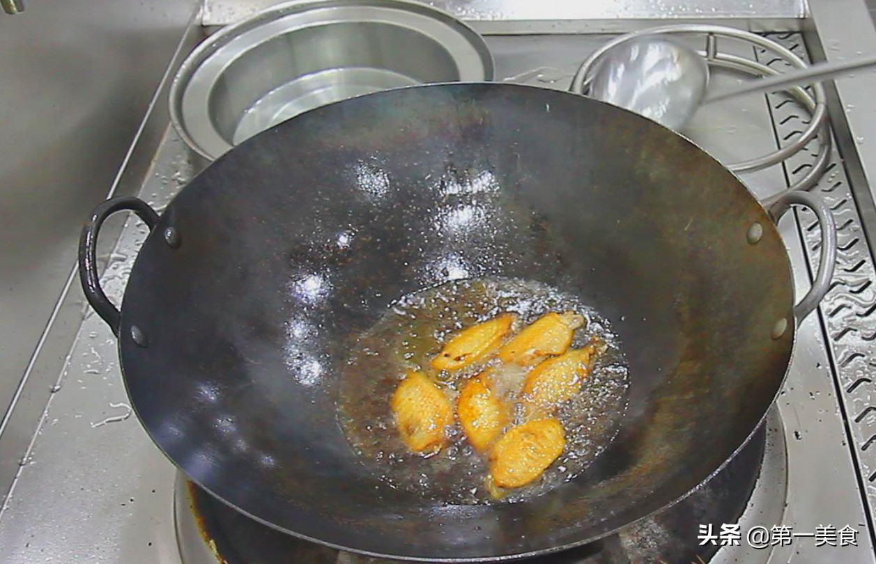 可樂雞翅的詳細做法,可樂雞翅的詳細做法步驟