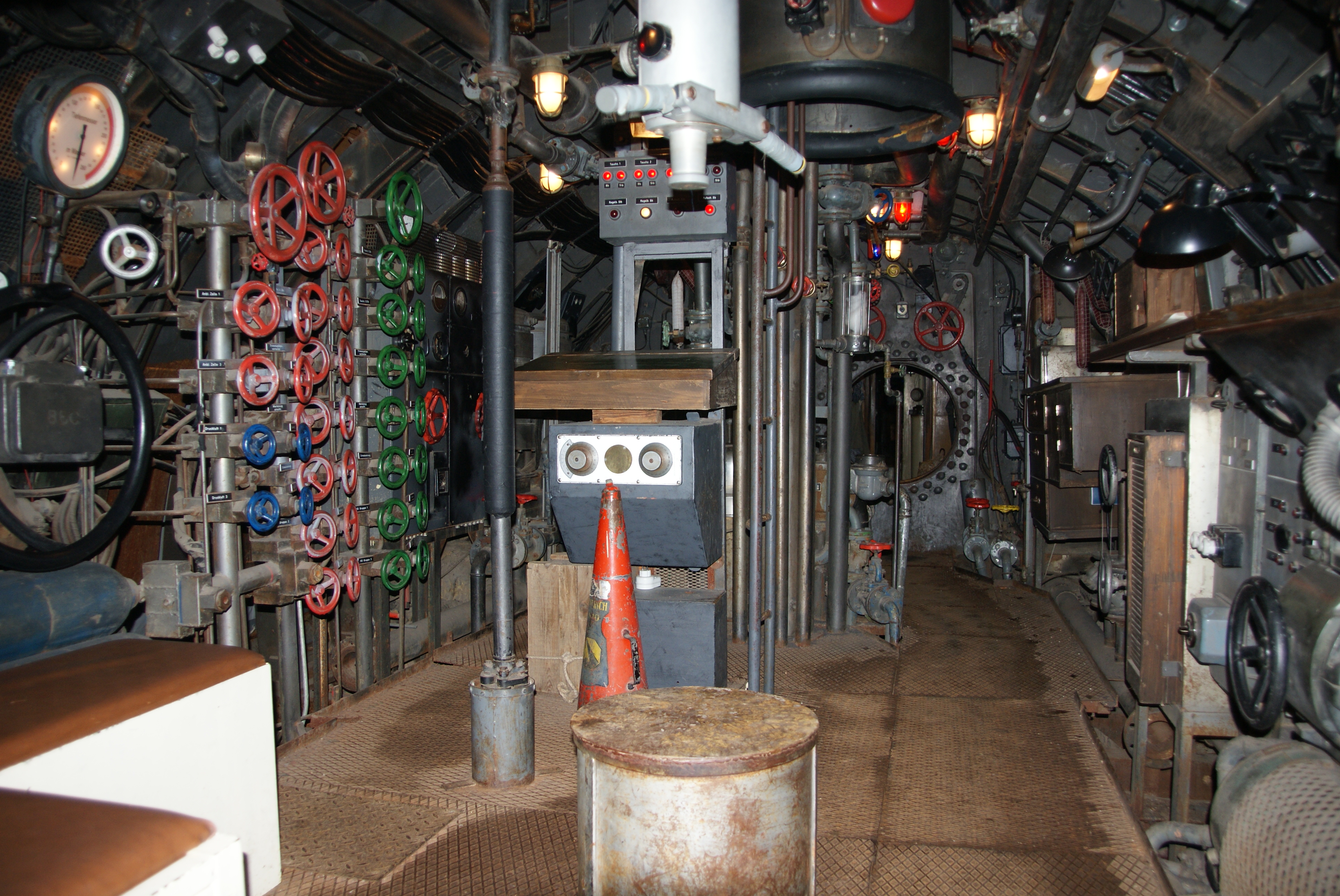 深海攻击电影剧情「分析」 _晶羽科技