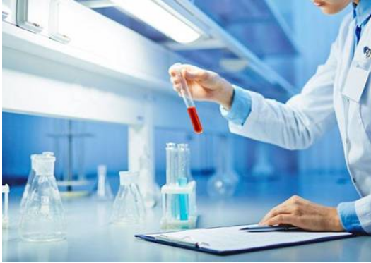 女儿和父母血型对不上，宝爸怀疑妻子有外遇，亲子鉴定后“打脸”