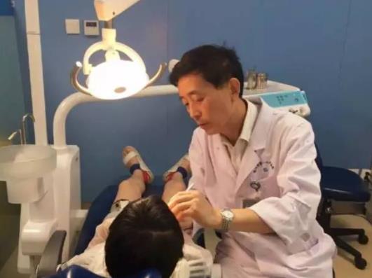 医学专业就业前景排名爆冷，临床医学仅排第四，影像学成黑马专业