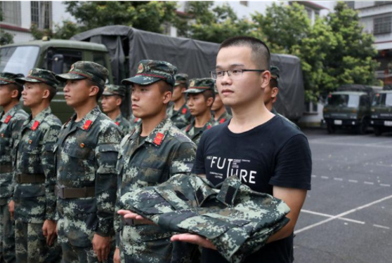 武警部队直招士官来了！和普通大学生参军不一样，直接授衔定级