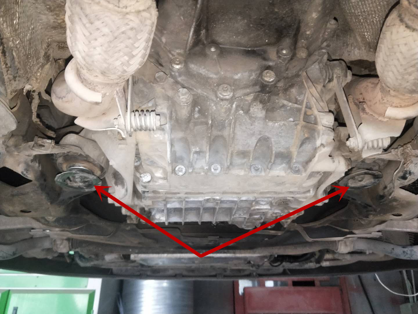 奥迪2.8V6发动机故障一大堆，最吓人的是差点把发动机甩出去