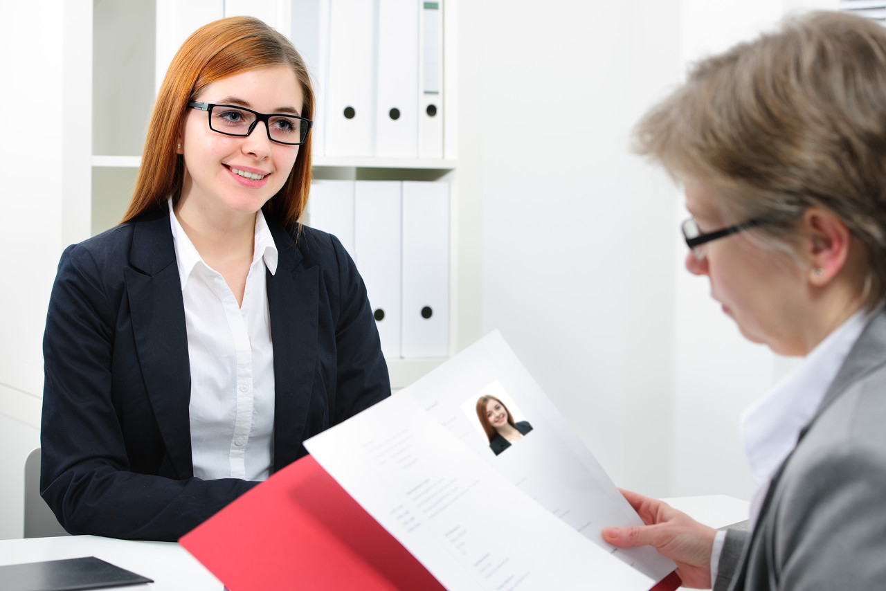 自我介绍会计专业（会计人在求职）