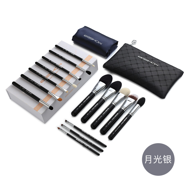 女生喜欢的化妆品礼物（化妆师最想要什么礼物）