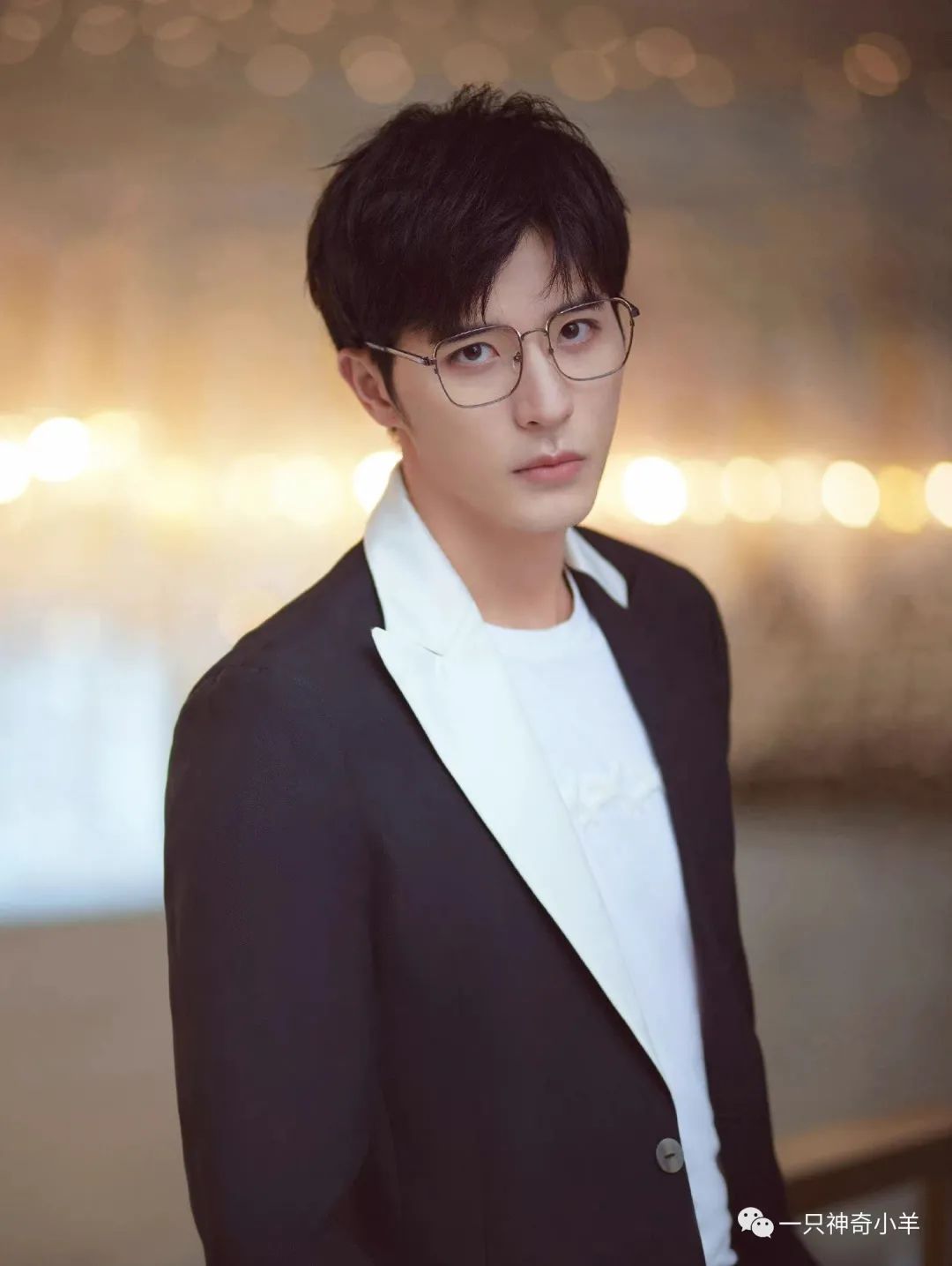 《国子监来了个女弟子》—惹祸精甜妹×禁欲系老师的爆笑爱情故事