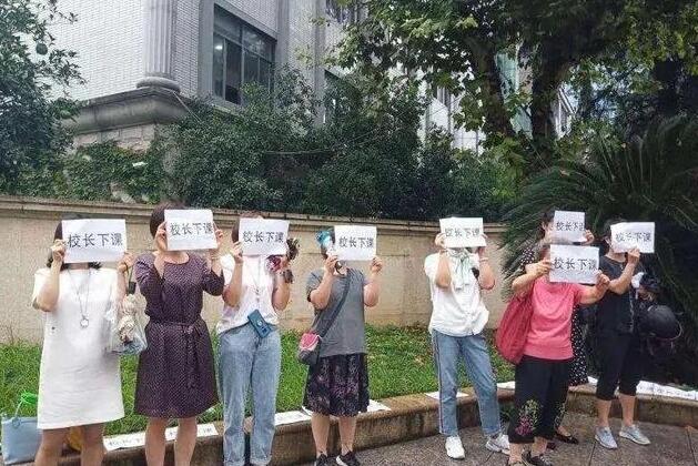 南京一中缘何高考遭遇“滑铁卢”？请“素质教育”出来解释一下