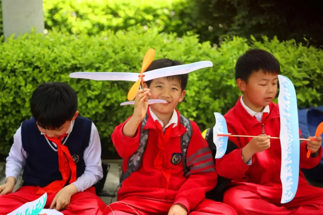 星辰大海，与你同往——西安高新国际学校给孩子一个“航天梦”，向着浩瀚星辰出发