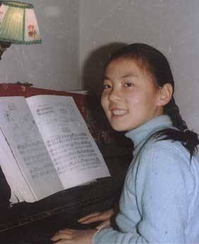 当年轰动一时的清华女生中毒案：受害人侥幸存活，嫌疑人移居美国