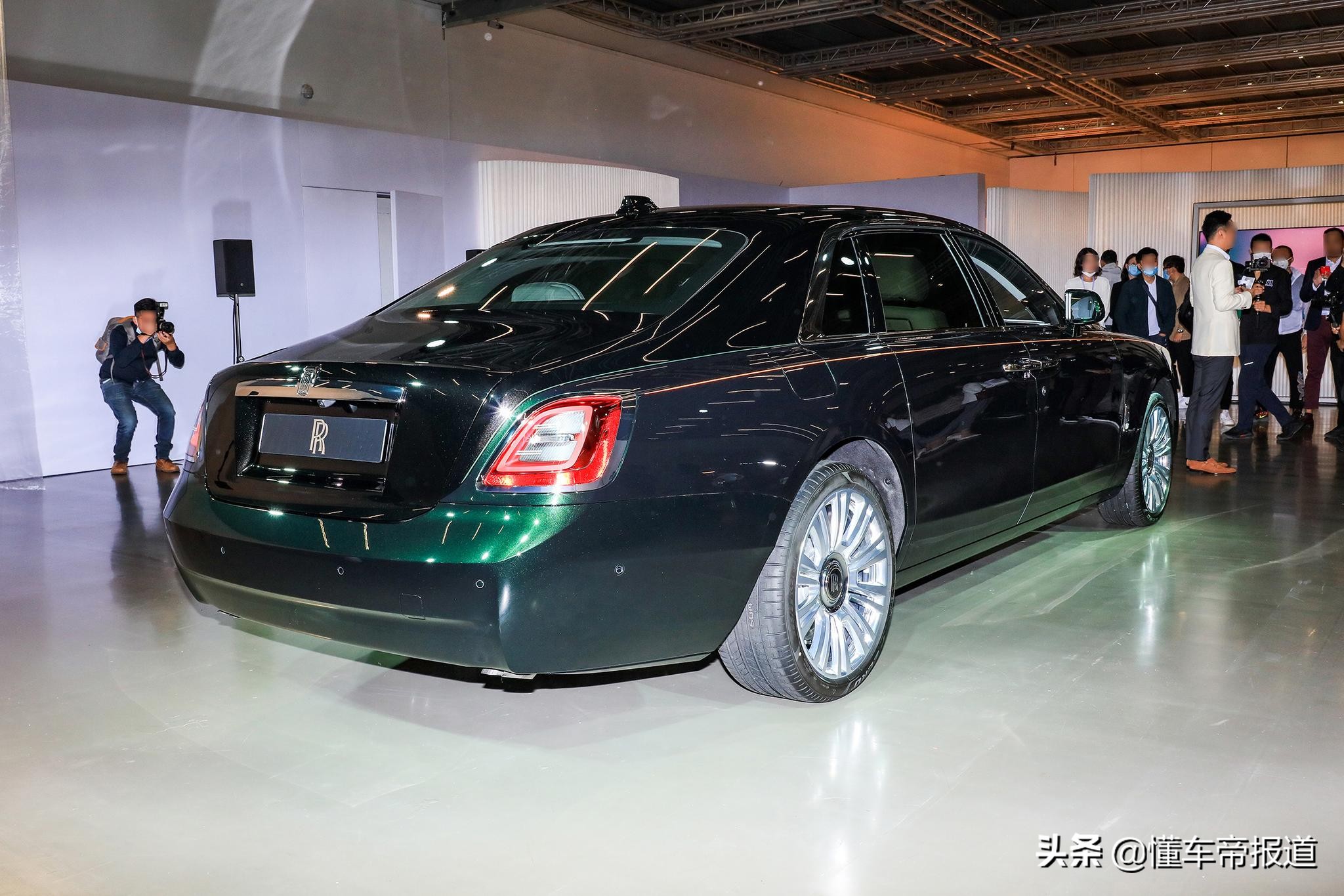 新车 </p><p>　　 售价473万元起 劳斯莱斯全新古思特正式上市