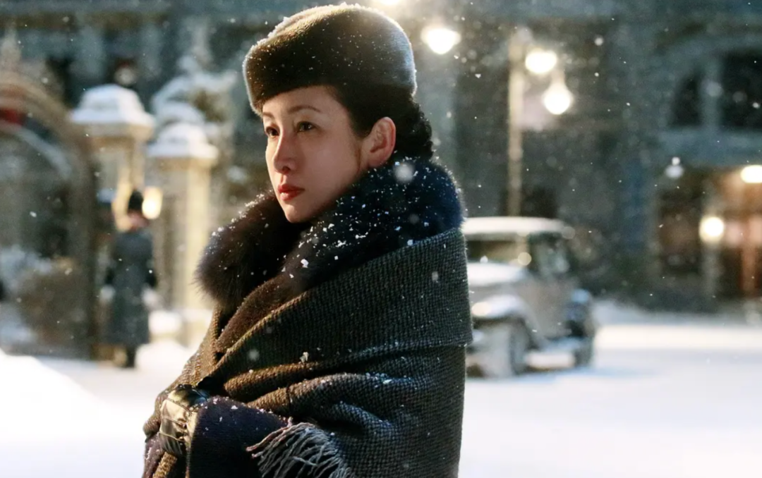 《悬崖之上》:合格的谍战片,不太合格的张艺谋作品?