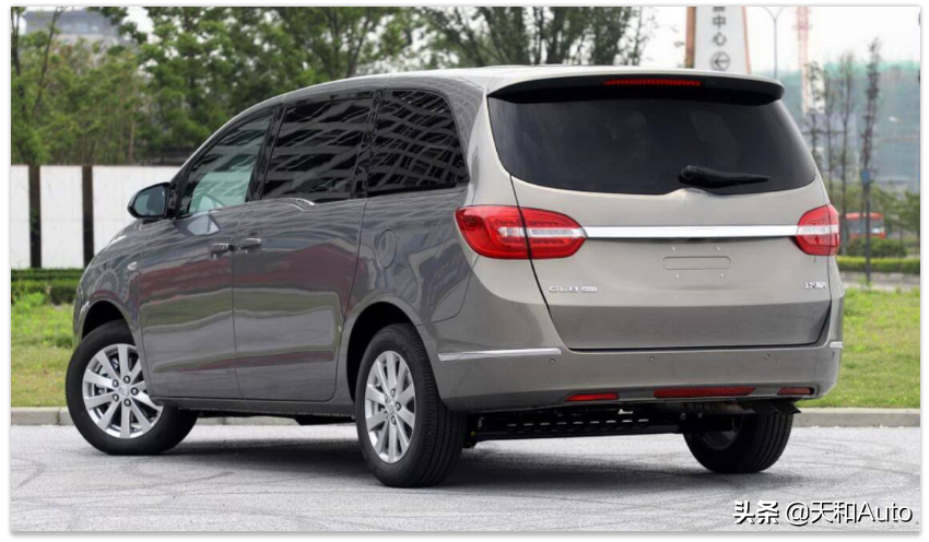 汽车车窗遮阳「土办法」：汽车窗帘的使用细节共享