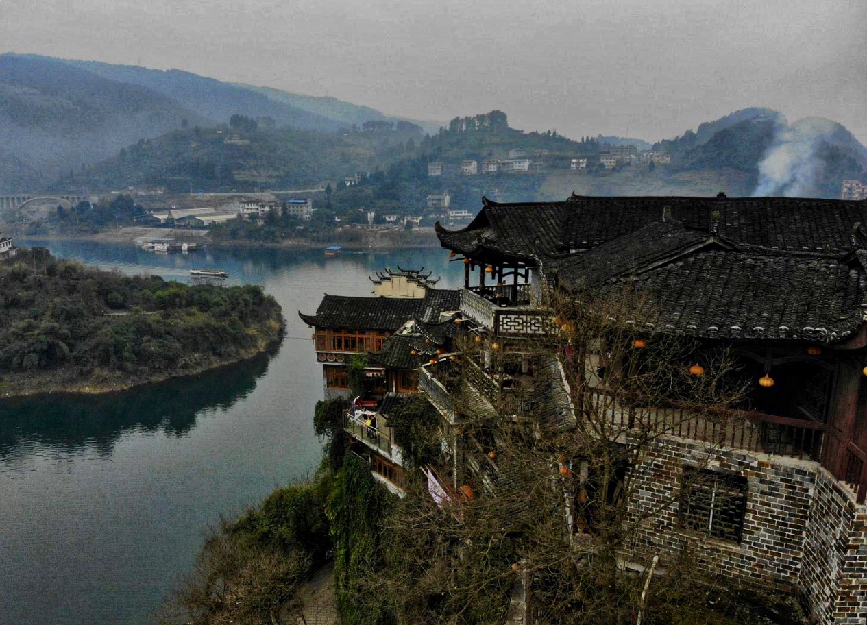 湖南最有争议的网红古镇，风景不输凤凰古城，却收80元门票