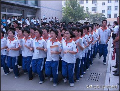 2019中学学费参考：国际剑桥未来方舟花样多，家长直呼养不起