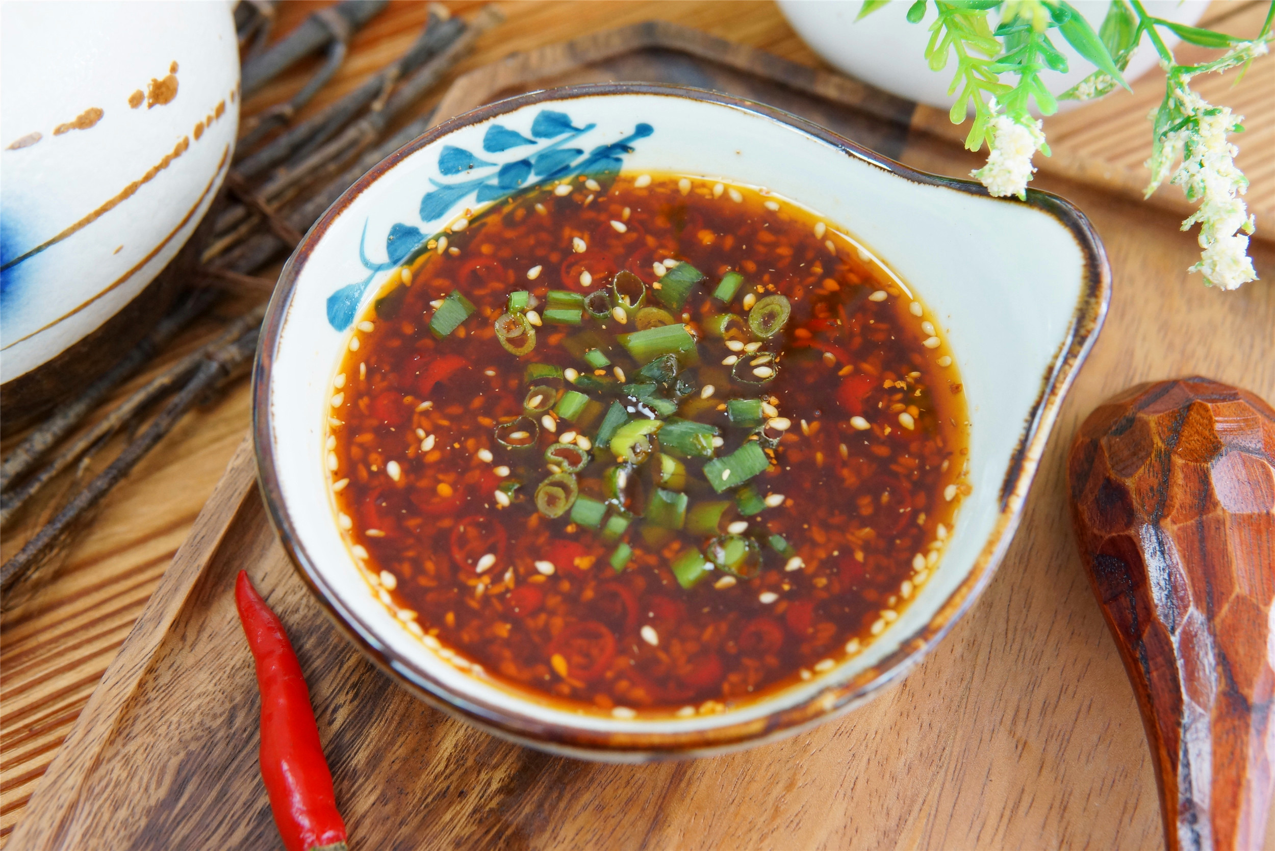 夏天做涼拌菜，学会饭店这3种“万能凉拌汁”，不管拌什么都好吃
