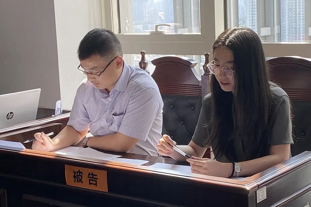 圣伟所“模拟法庭”助力实习律师成长