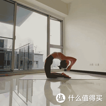 各式各樣的瑜伽墊，到底該怎么選？揭曉各式瑜伽墊的小奧秘