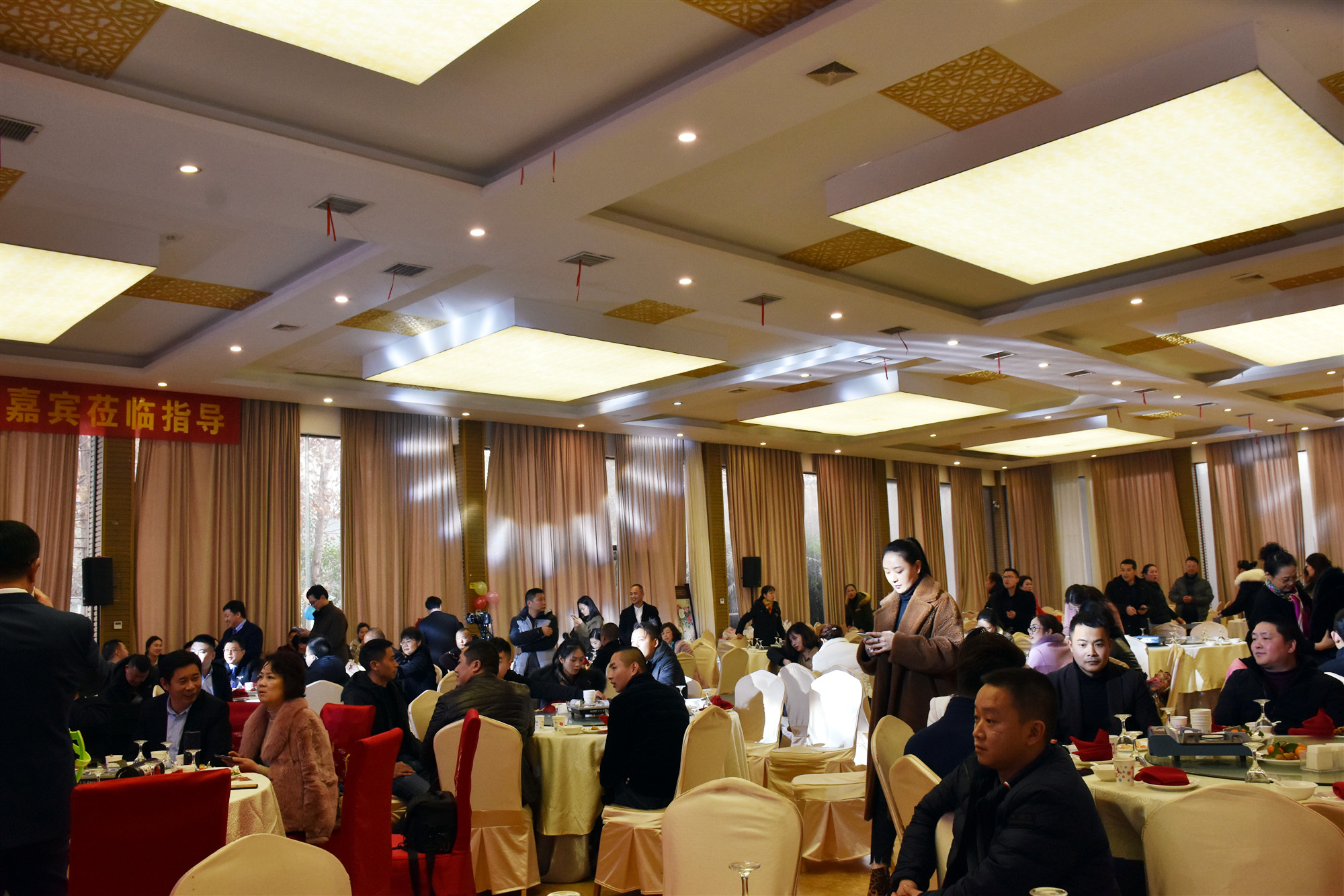 四川省市场经济法律应用协会与四川仁厚律师事务所达成战略合作