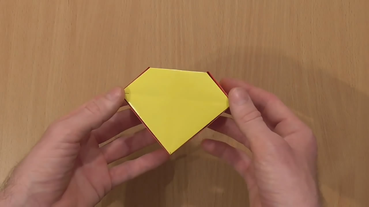 手工折纸菱形盒子的方法,简单又有创意,看一遍就学会了