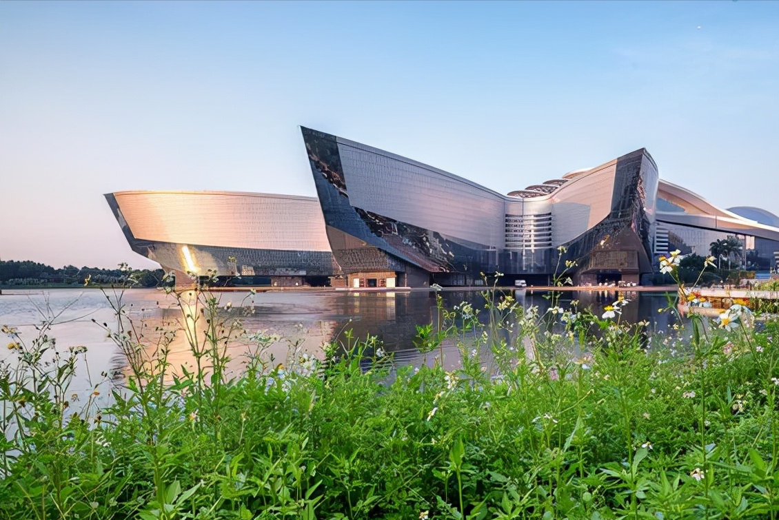 辽宁三所“害人不浅”的院校被曝光，学历无用，家长直呼：不可能