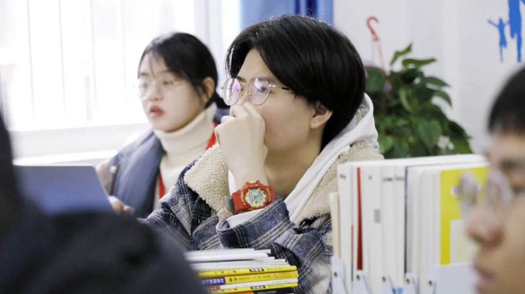 南昌弘艺文化全员备战，老师最大的愿望就是你能考高分