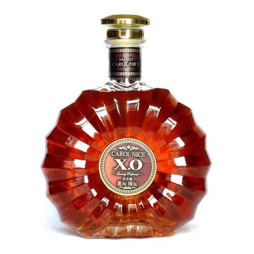 北京工体夜店的美与丑:一个质朴的青年怎样变得势利