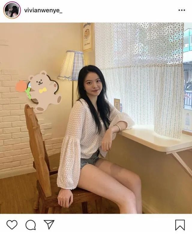 何超欣考上清华研究生，王文也晒恋爱高甜，映射出名媛们的小时代