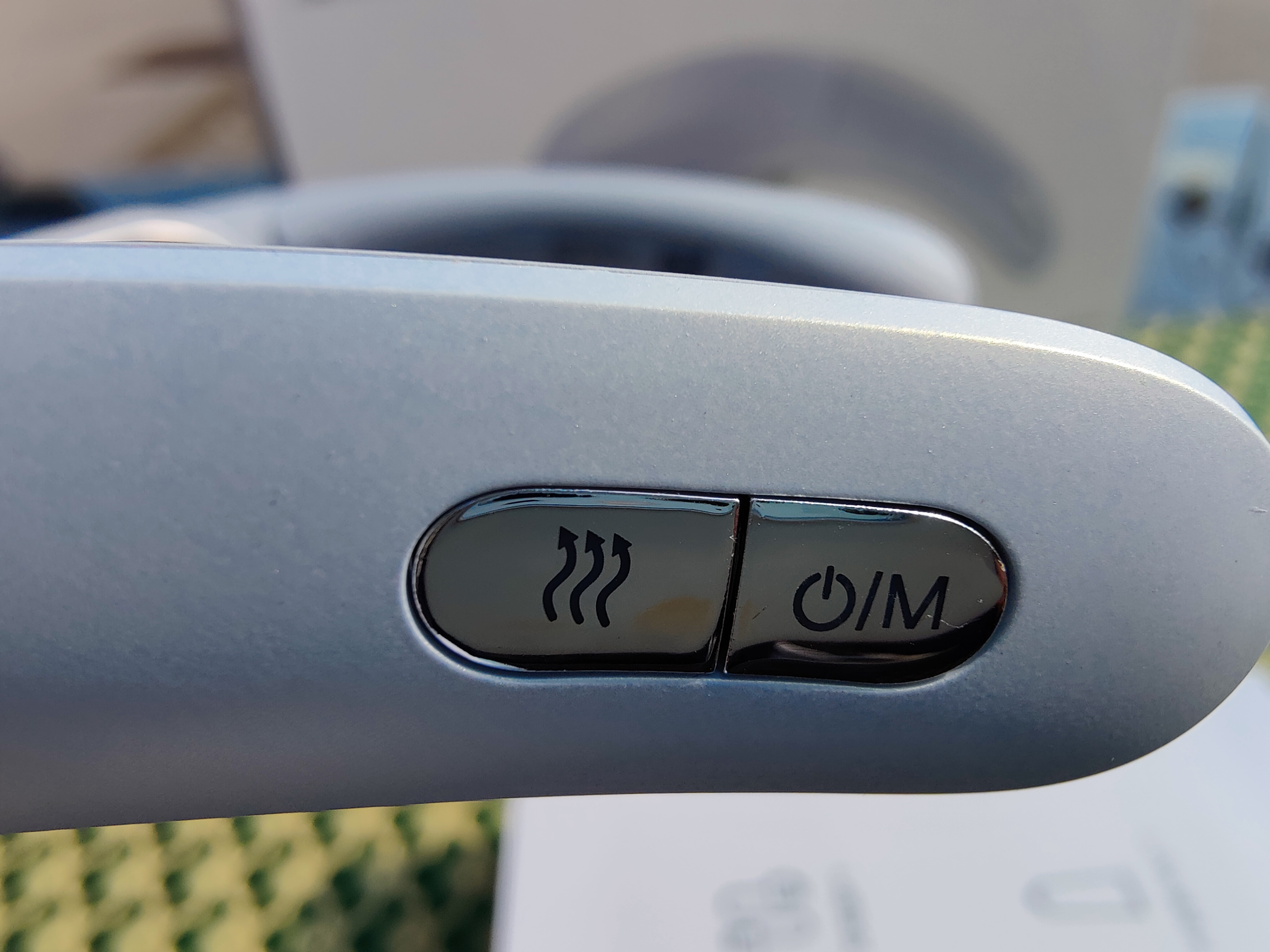 15分钟舒缓颈椎肌肉，荣耀亲选·温热舒压颈部按摩器G6