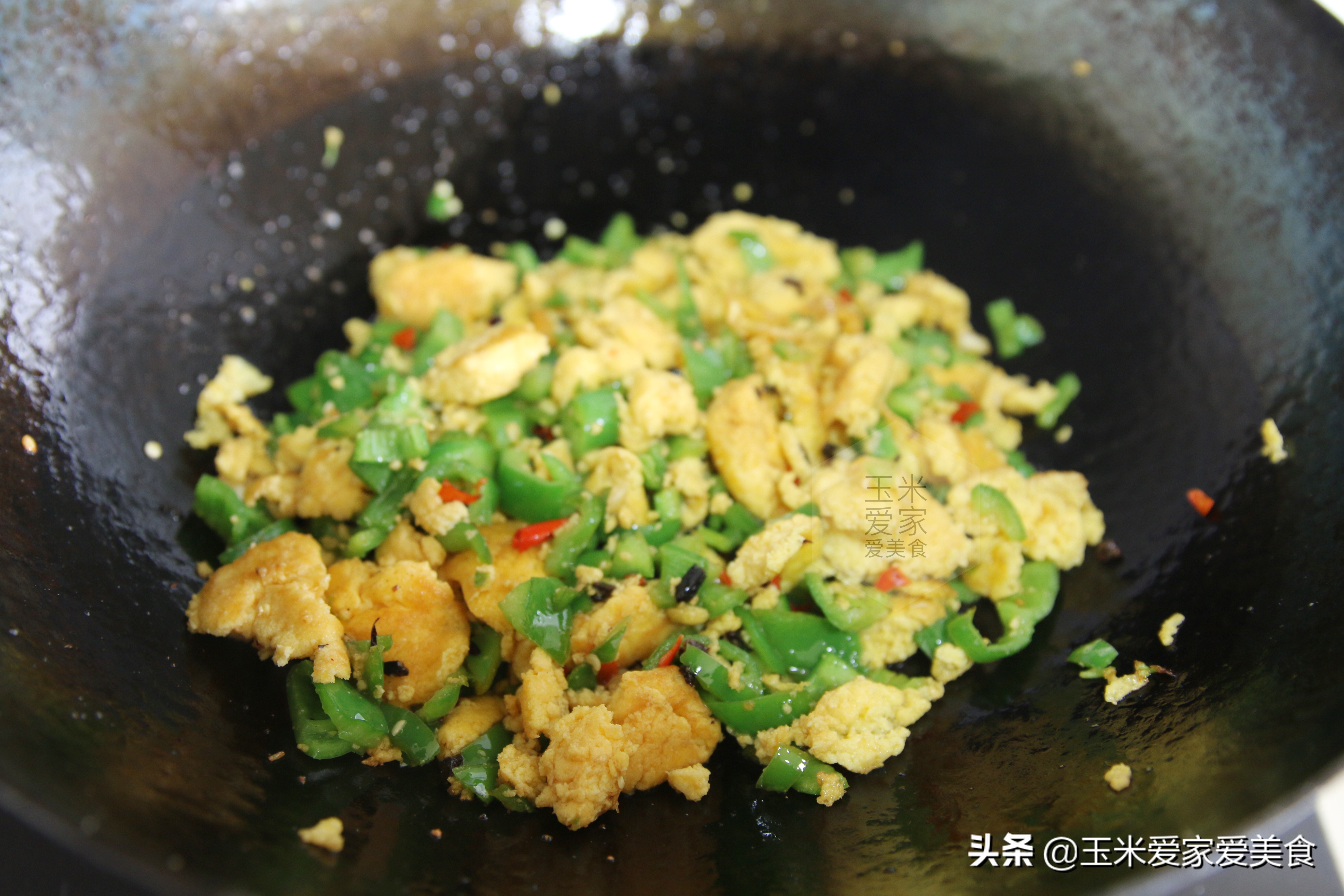 1个青椒2个鸡蛋，教您豆渣创新吃法，好吃又营养