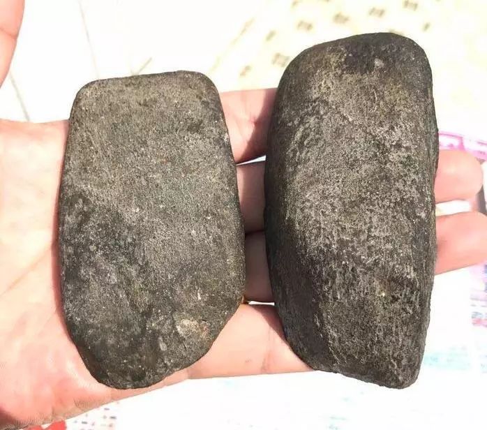 龙肯翡翠原石皮壳(怎么切翡翠原石) 第2张