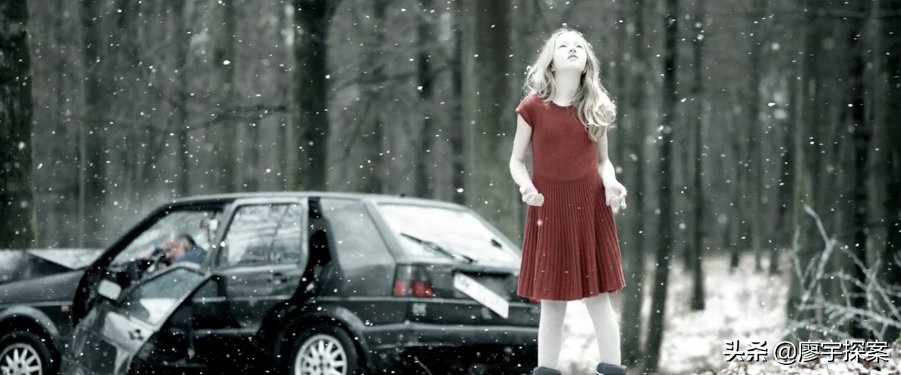 《悬案密码》4部曲：美女囚禁，贵校凶案，漂流瓶求救，墙中干尸