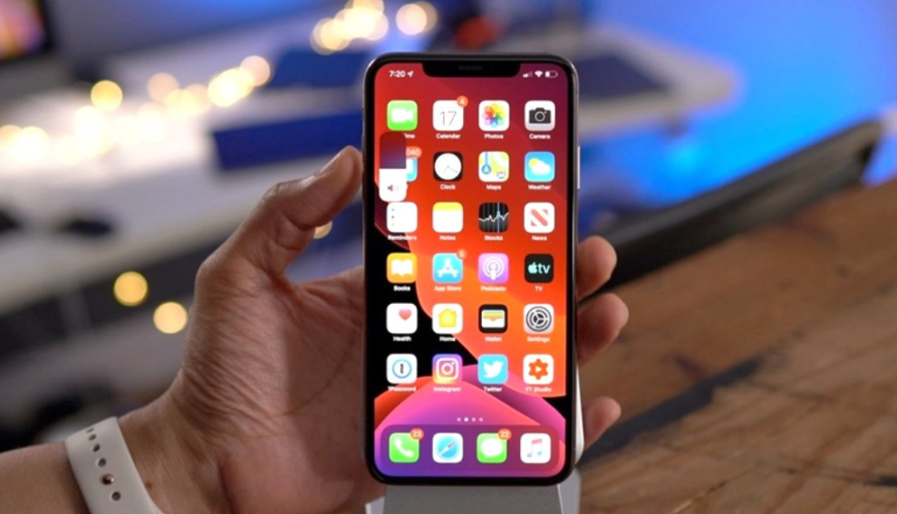 iOS系统出现安全漏洞，苹果手机成了“监控器”？