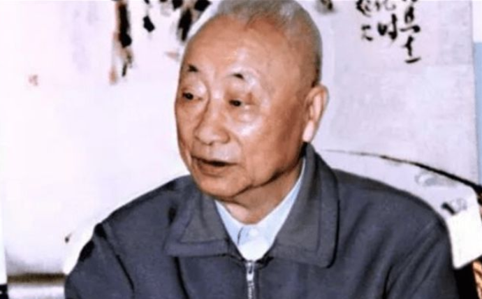 听闻儿子为国捐躯，母亲伤心欲绝，17年后北京来信：儿子接您入京