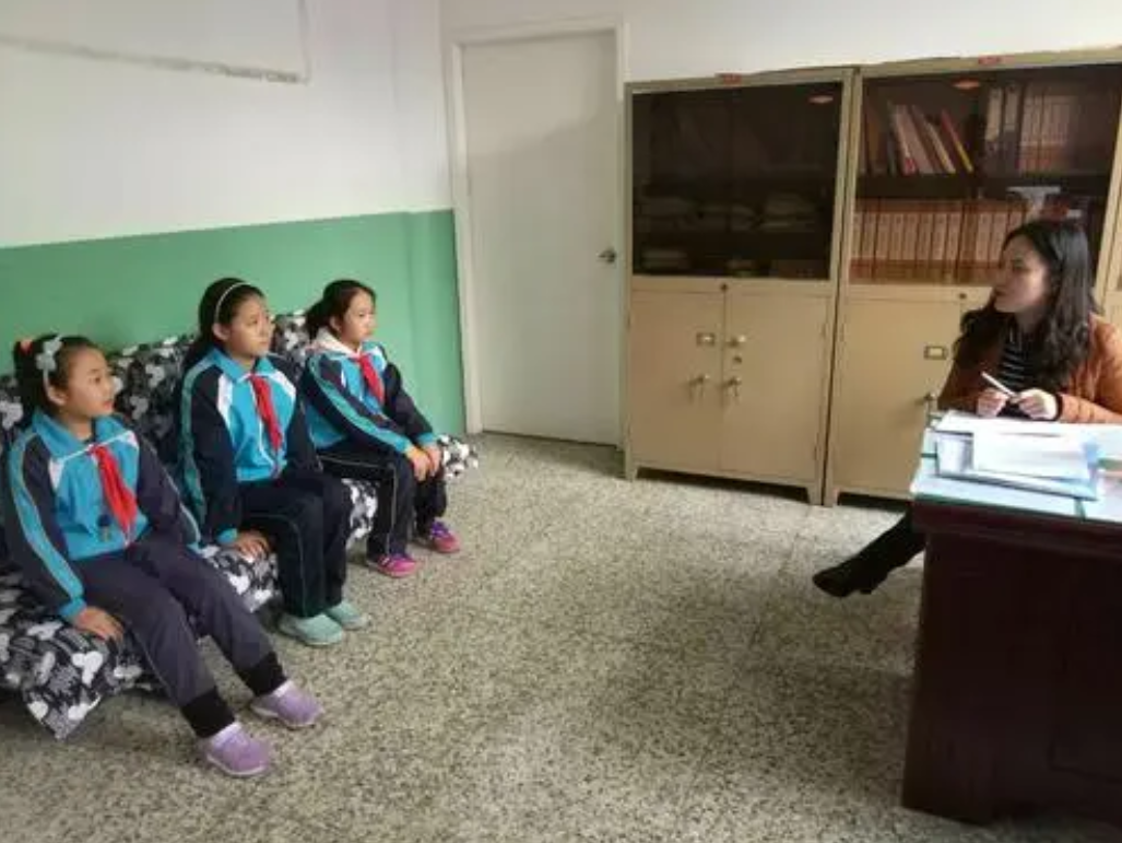 老师训学生,老师训学生的经典语录
