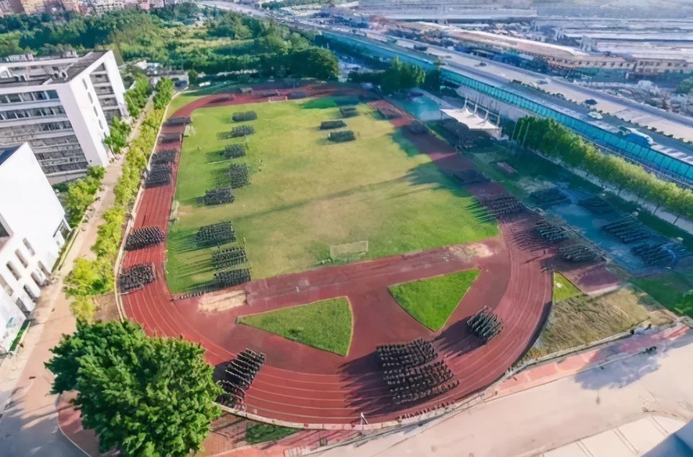 广东科贸职业学院学费宿舍费学校环境宿舍环境怎么样