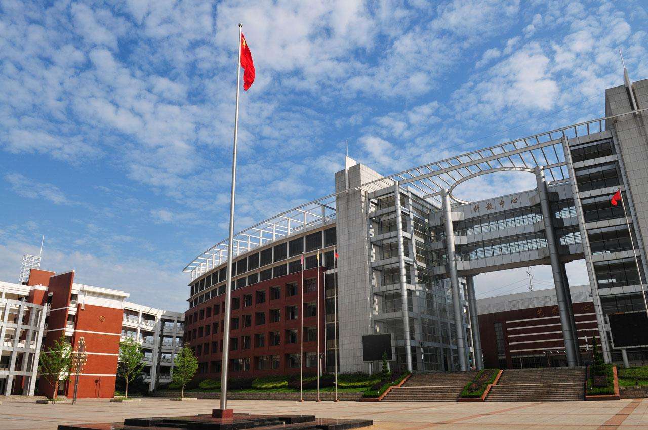 湖北四所师范大学，华中师范大学领先，毕业好就业，捧上铁饭碗