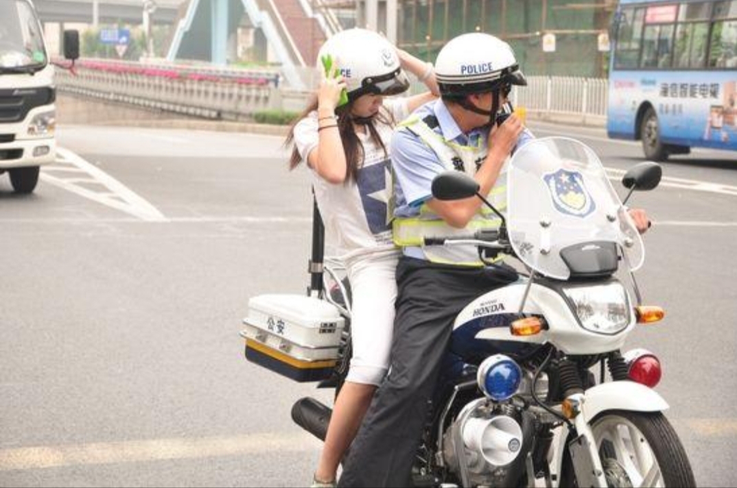 准考证有多值钱，考生知道吗？“薅”它的羊毛，学生：用处大着呢