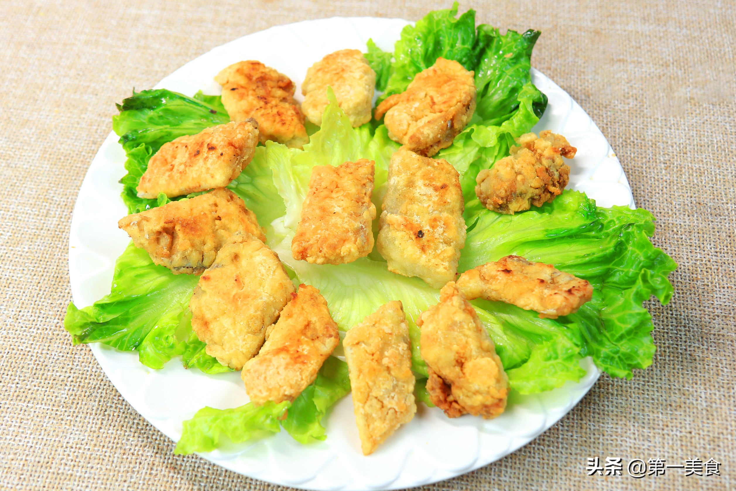 厨师长告诉你带鱼怎么煎，才能焦香酥脆，不沾连不糊底不回潮