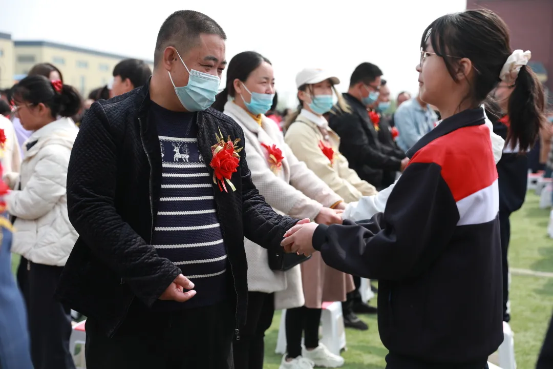 邯郸市开阳中学举办校园开放日，家校共育，感受成长，收获感动