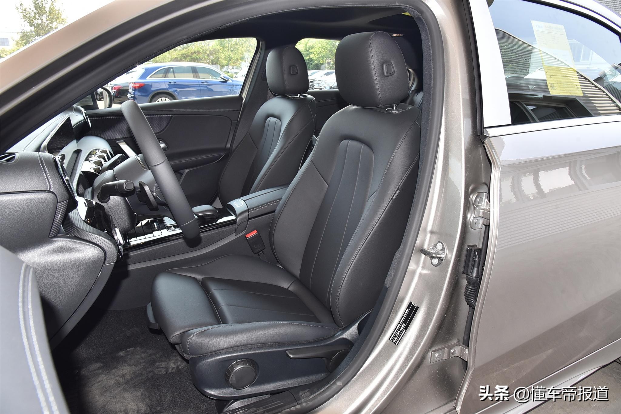 新车 | 棋逢对手，抑或技高一筹？奥迪A3L对比奔驰A级