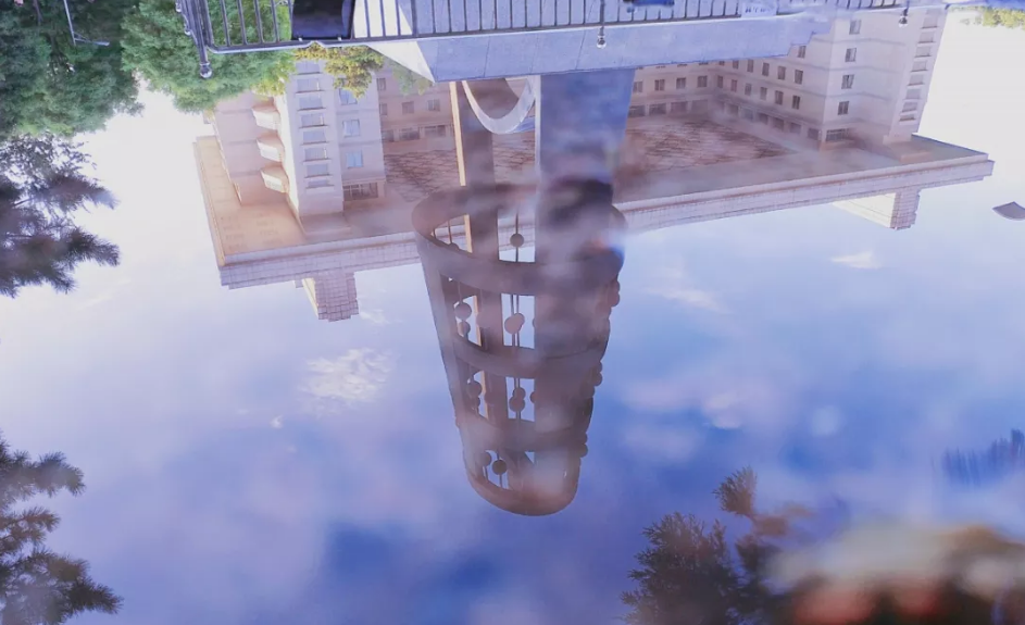 走出83位杰出政要、45位书记校长、5位影视明星，北京这所大学“红”了！