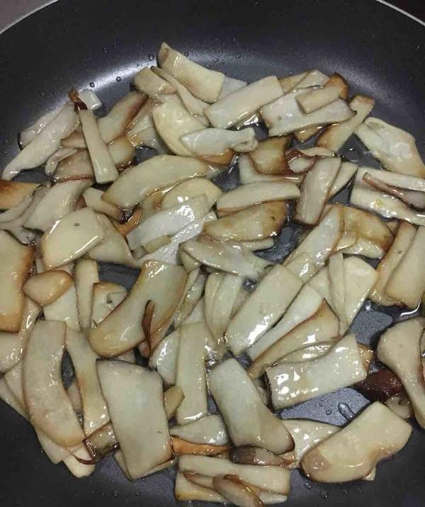 秋天宁可不吃肉，也要常吃这菜，高营养低脂肪，超美味