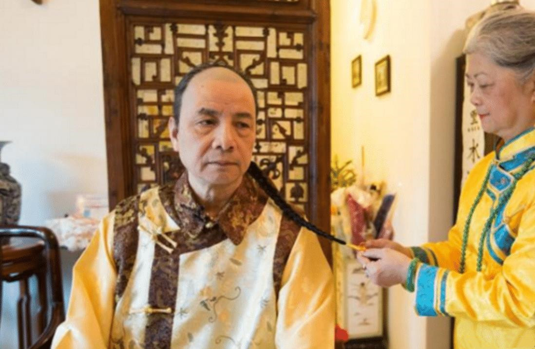 广州“贵族”周佑钱：自称是多尔衮十世孙，还曾向国家索要故宫