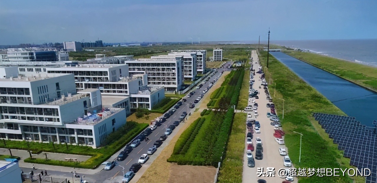 2021高考：只因学校位置偏僻，考生想要弃学复读，父母犯了愁