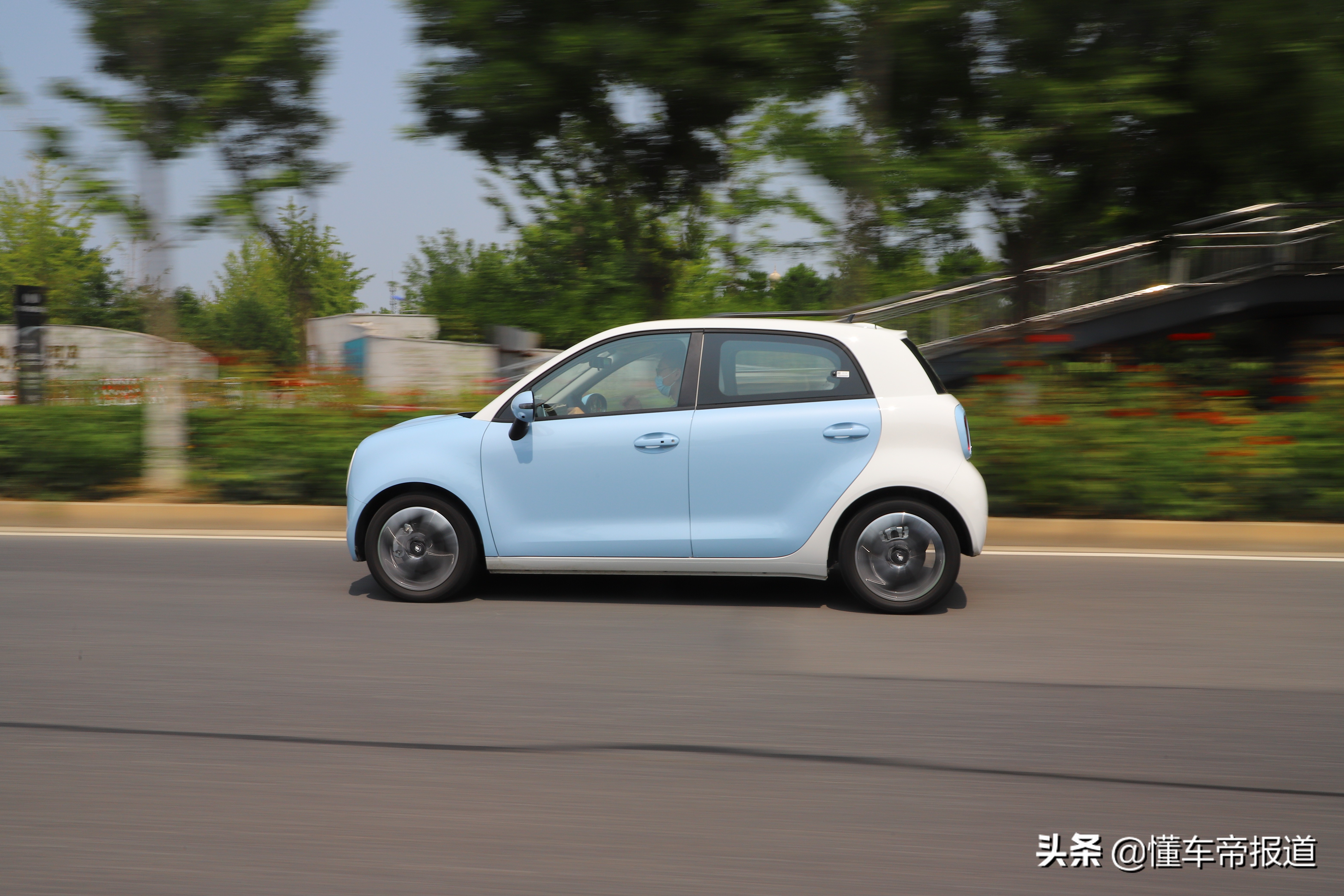 新车｜智能化提升，城市才是“主战场”，试驾2022款欧拉黑猫