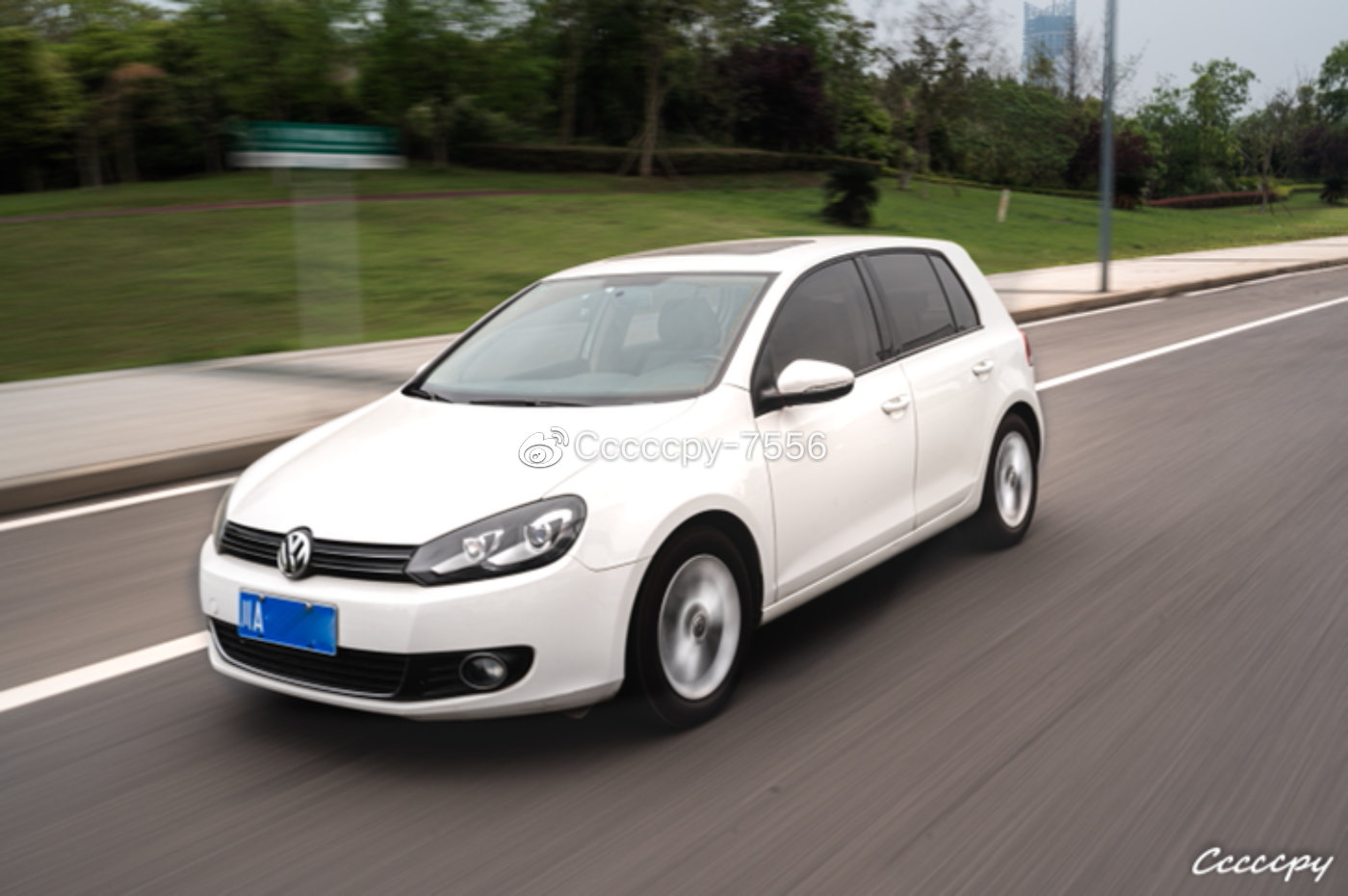 昔日标杆——试驾大众高尔夫MK6