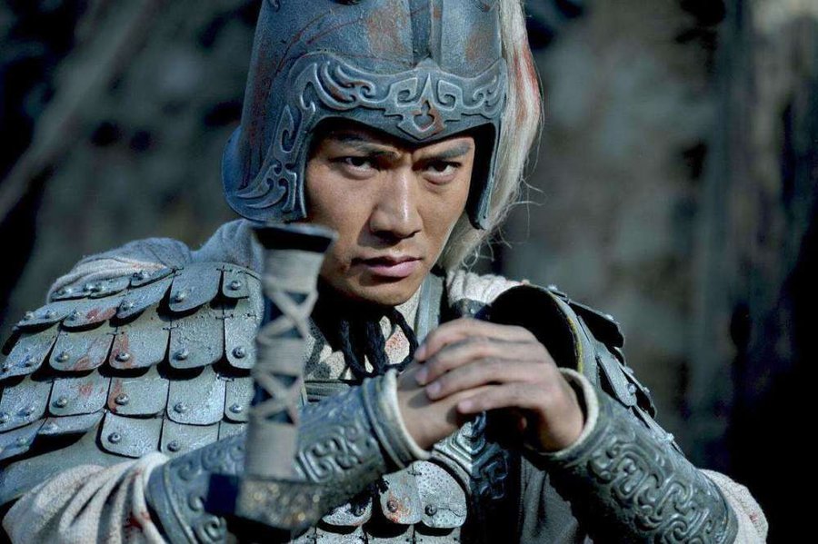 曾国藩的相人术(一):从眉毛看一个男人的运势与未来